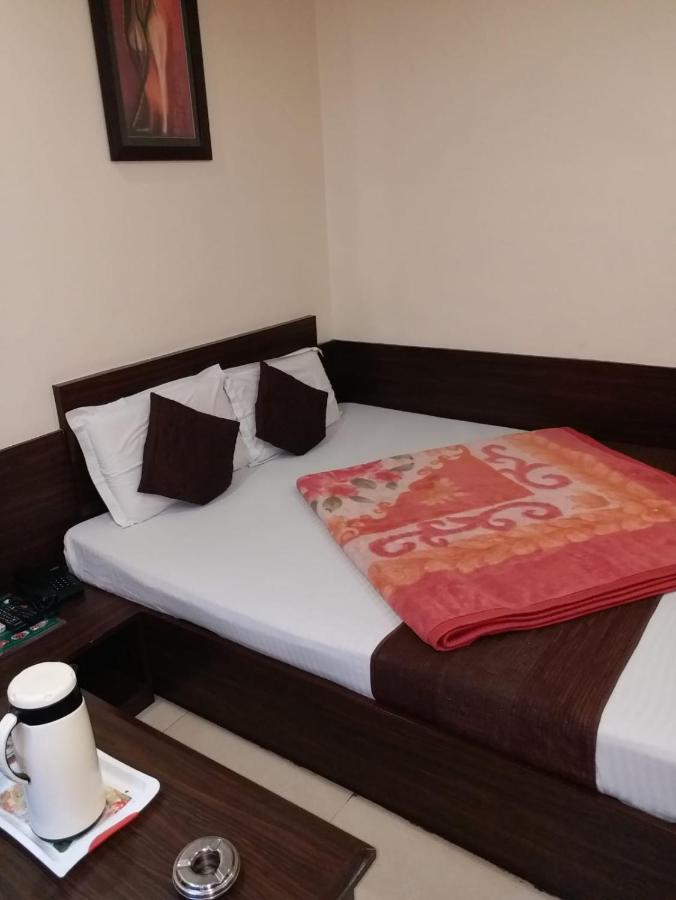 Hotel Abhinandan Inn Jaipur Extérieur photo
