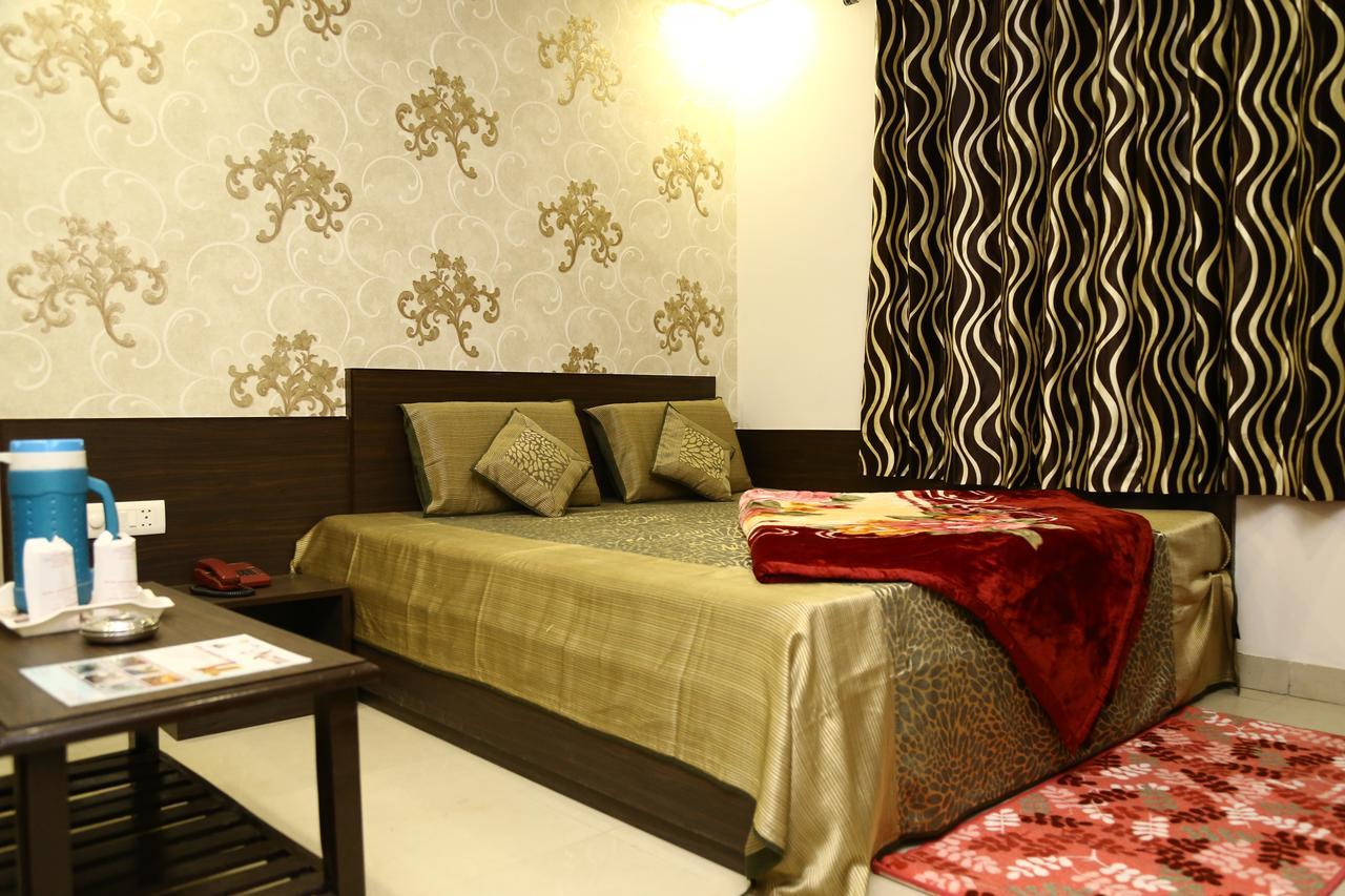 Hotel Abhinandan Inn Jaipur Extérieur photo