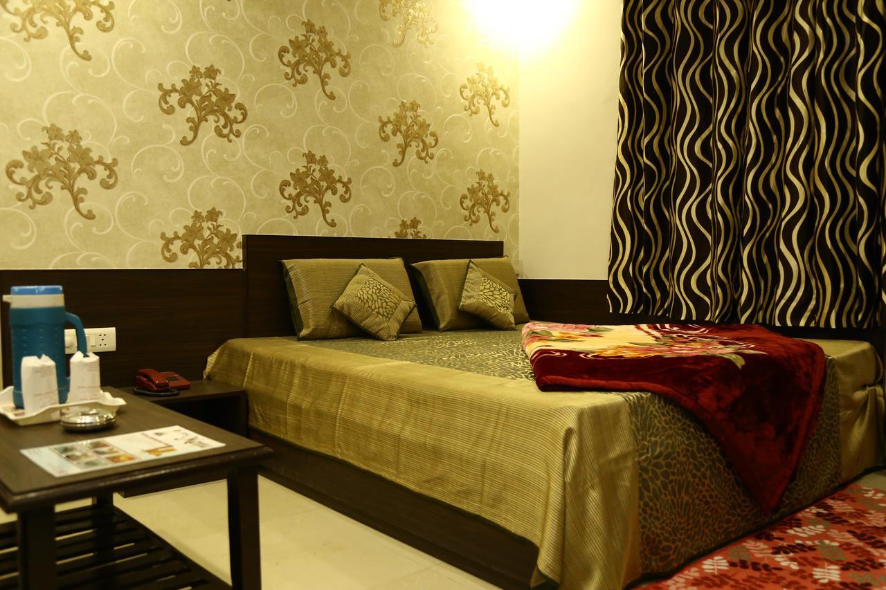 Hotel Abhinandan Inn Jaipur Extérieur photo