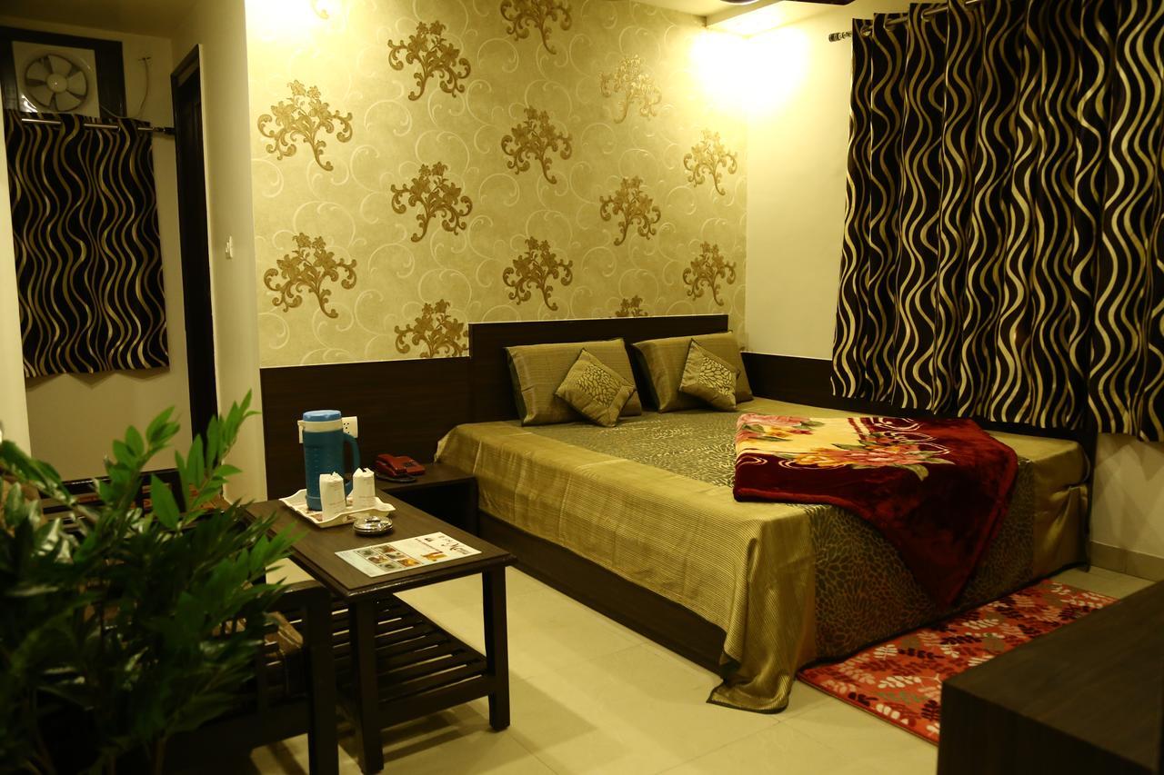 Hotel Abhinandan Inn Jaipur Extérieur photo