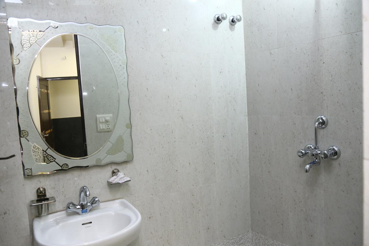 Hotel Abhinandan Inn Jaipur Extérieur photo