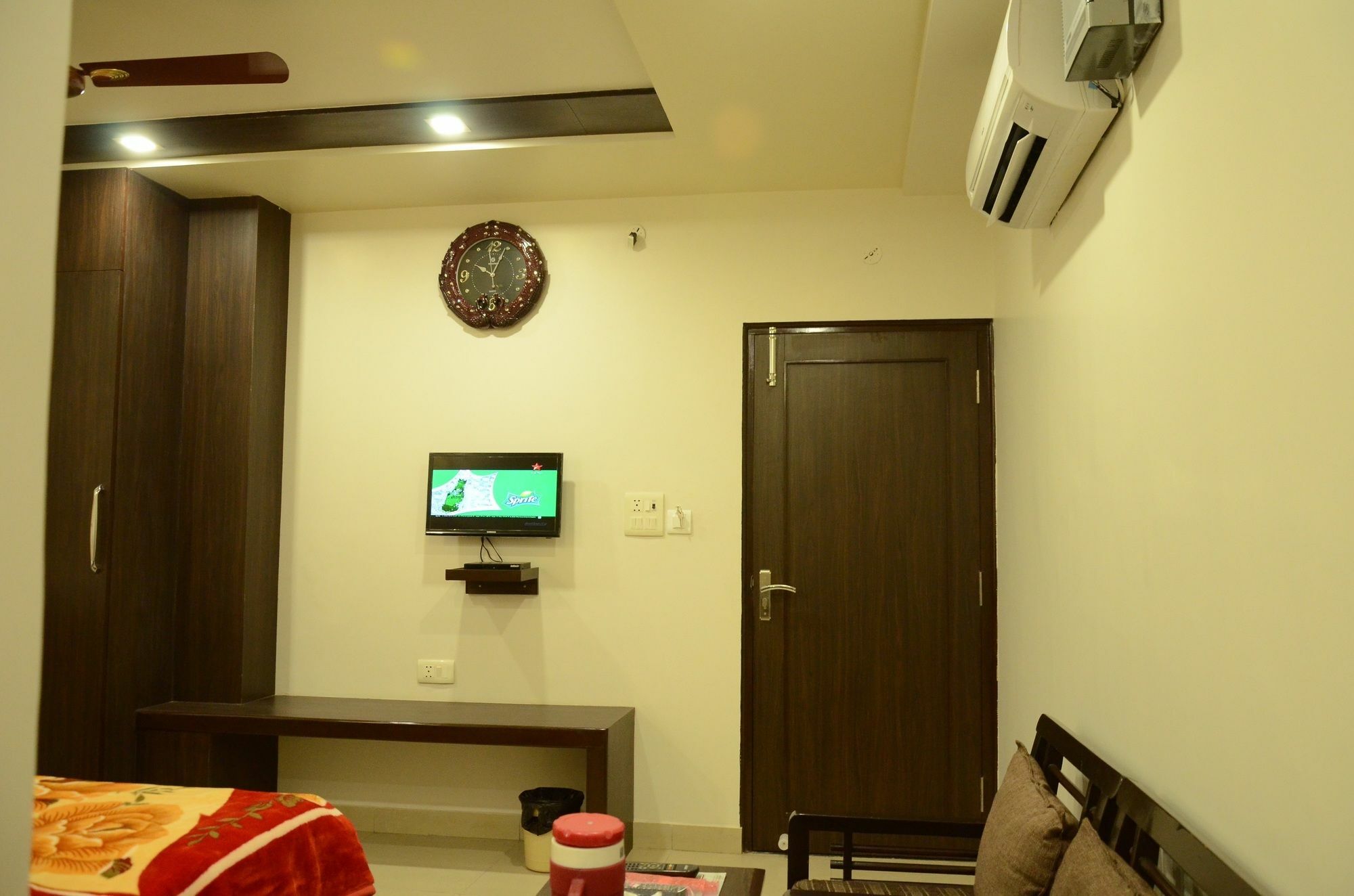 Hotel Abhinandan Inn Jaipur Extérieur photo