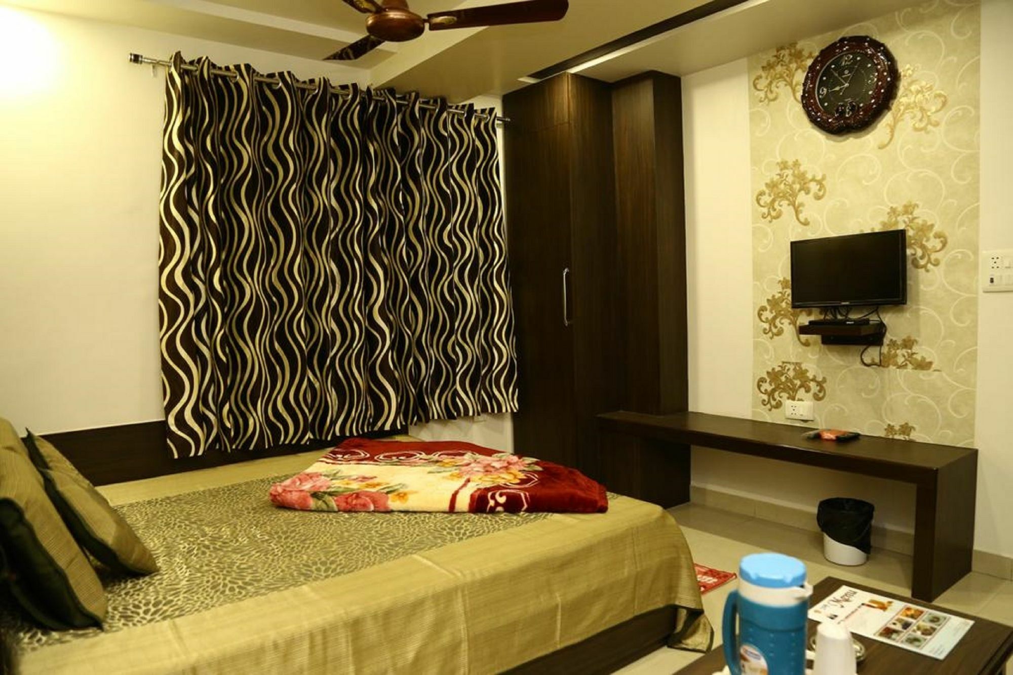 Hotel Abhinandan Inn Jaipur Extérieur photo